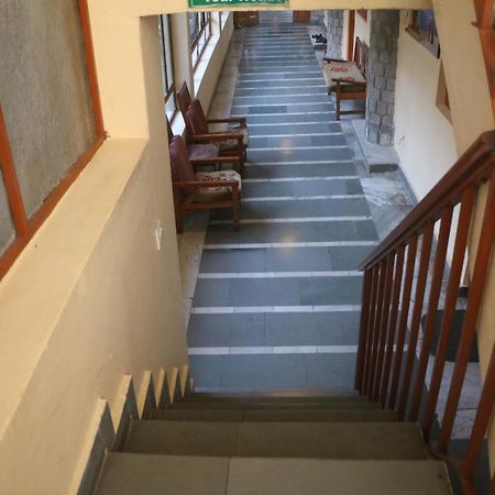 Pema Thang Hotel Kangra Esterno foto