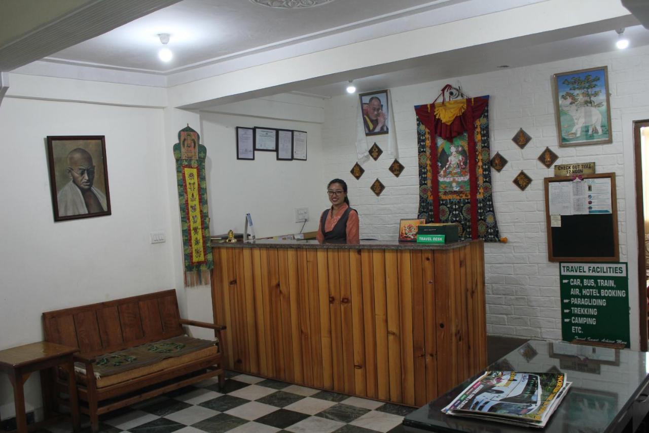 Pema Thang Hotel Kangra Esterno foto