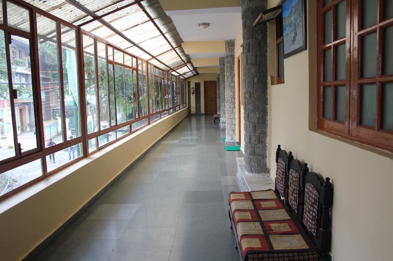 Pema Thang Hotel Kangra Esterno foto