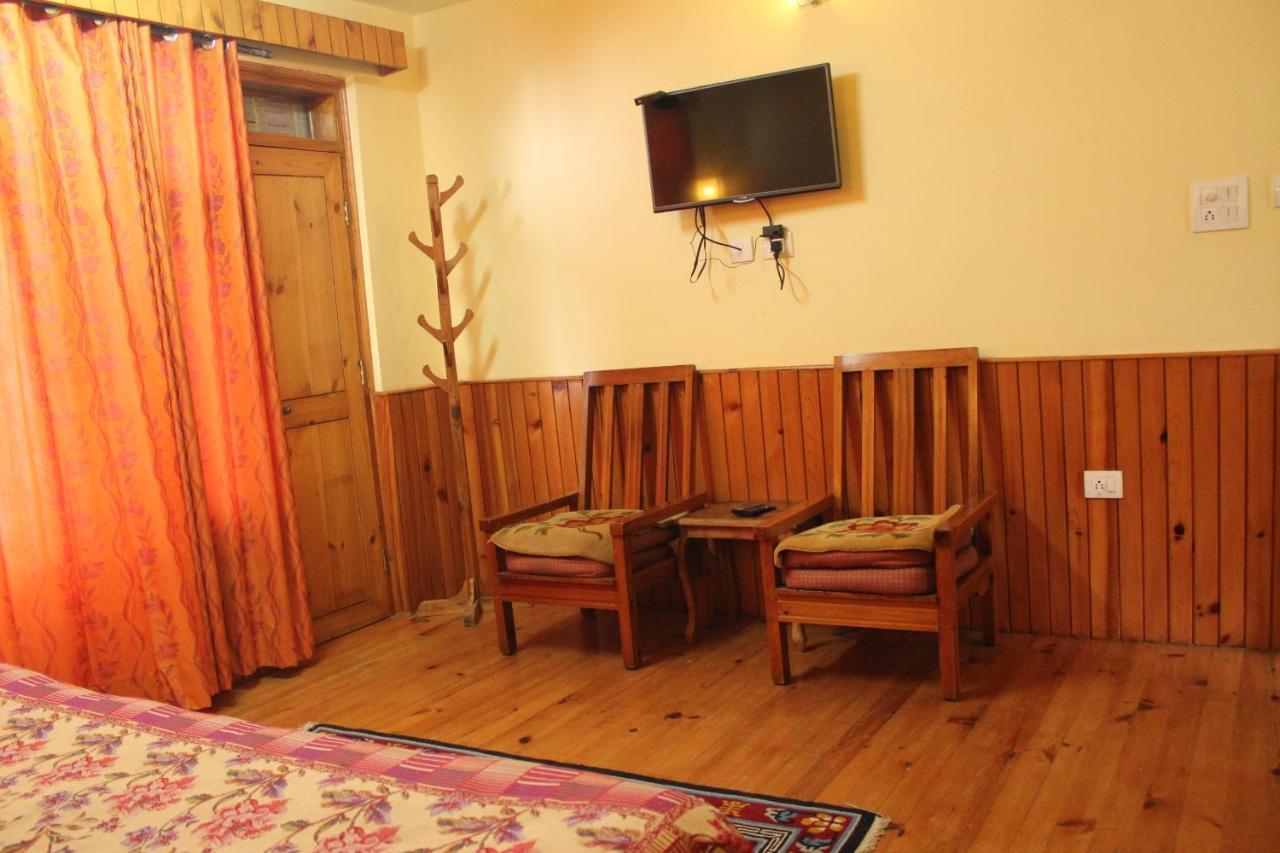 Pema Thang Hotel Kangra Esterno foto