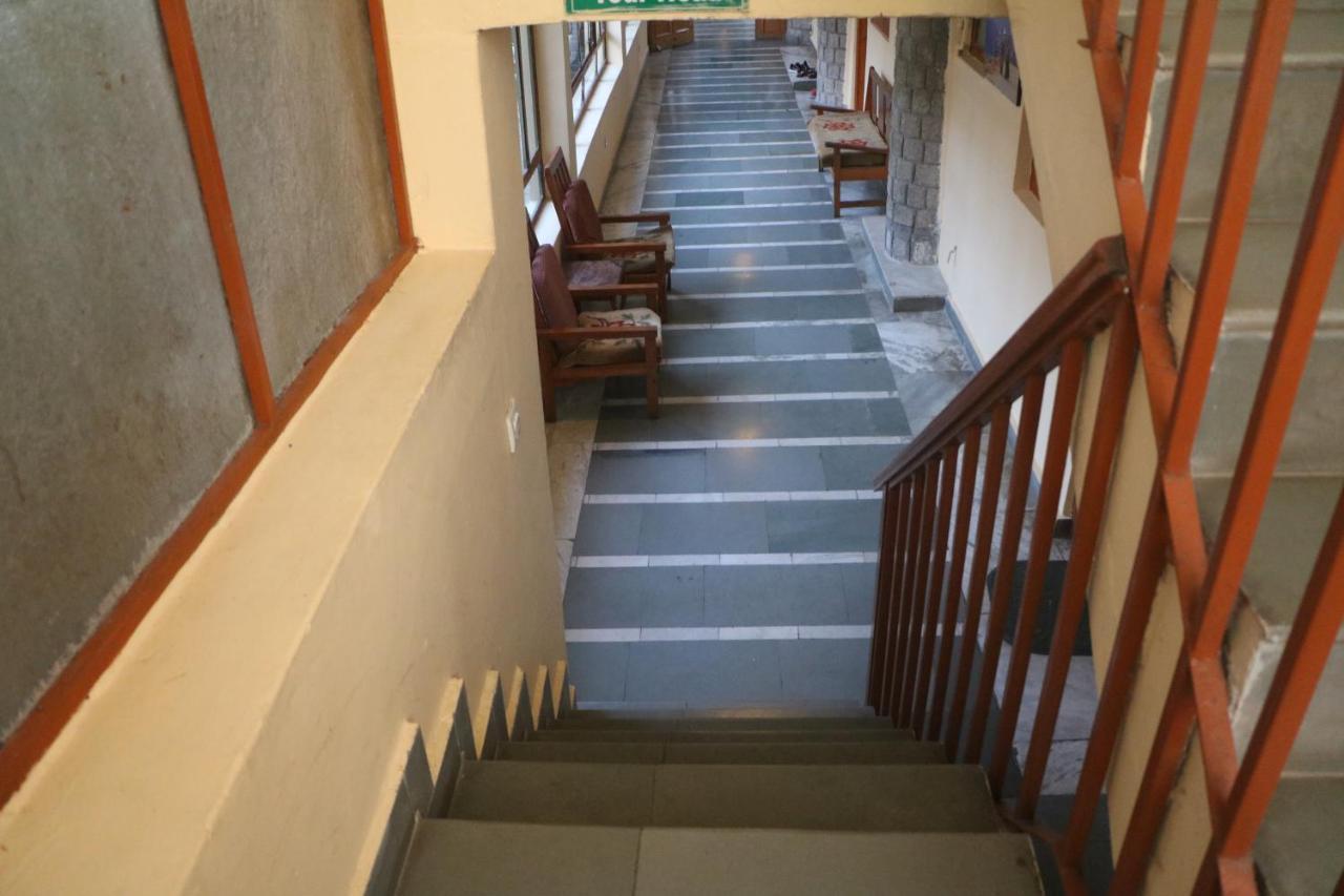 Pema Thang Hotel Kangra Esterno foto